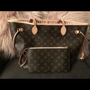 Louis Vuitton MM Neverfull